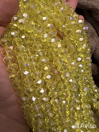 Хрустальные бусины