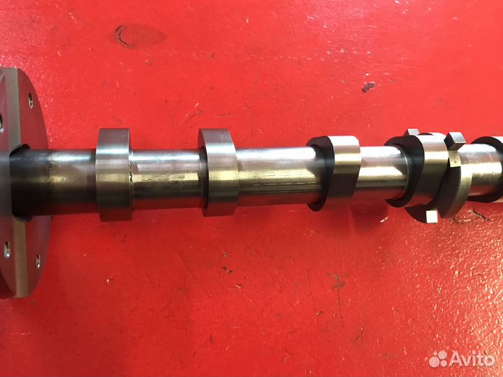 Распредвал впускной Skoda Octavia 1.8 CDA