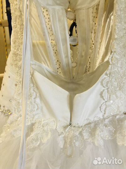 Очень красивое свадебное платье