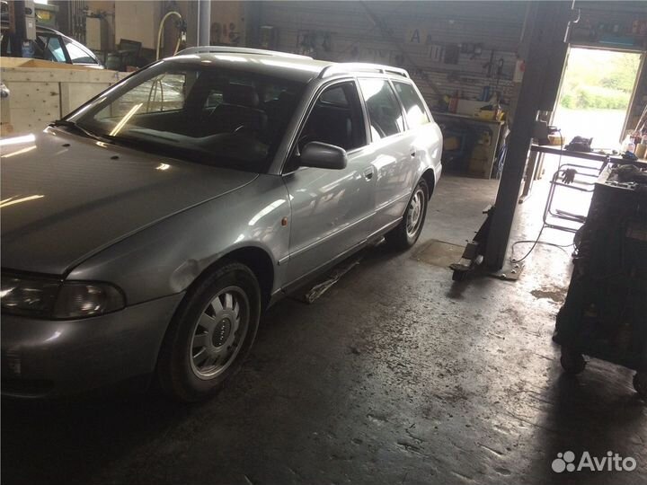 Разбор на запчасти Audi A4 (B5) 1994-2000