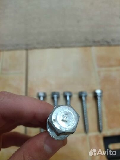 Кронштейн для телевизора (мощный)