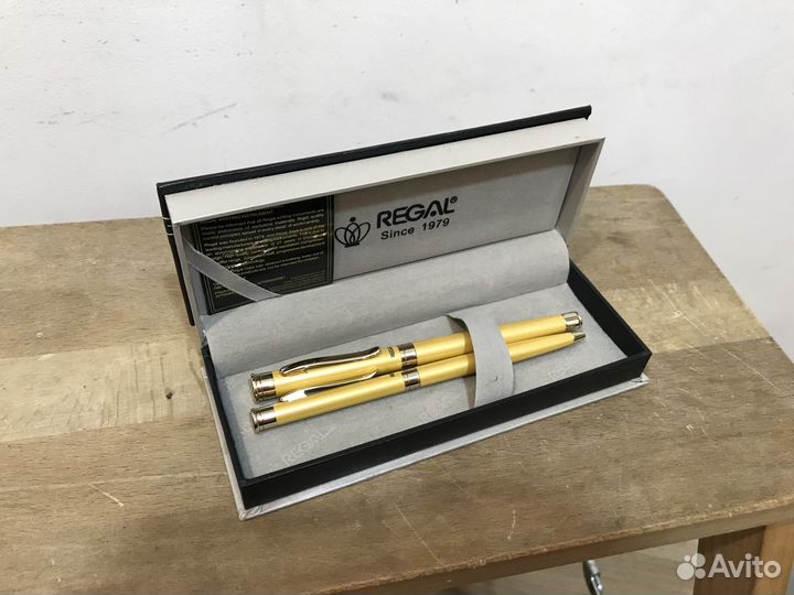 Ручки шариковые подарочные Regal комплект