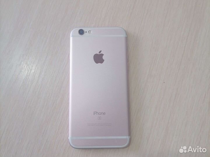 Телефон iPhone 6s
