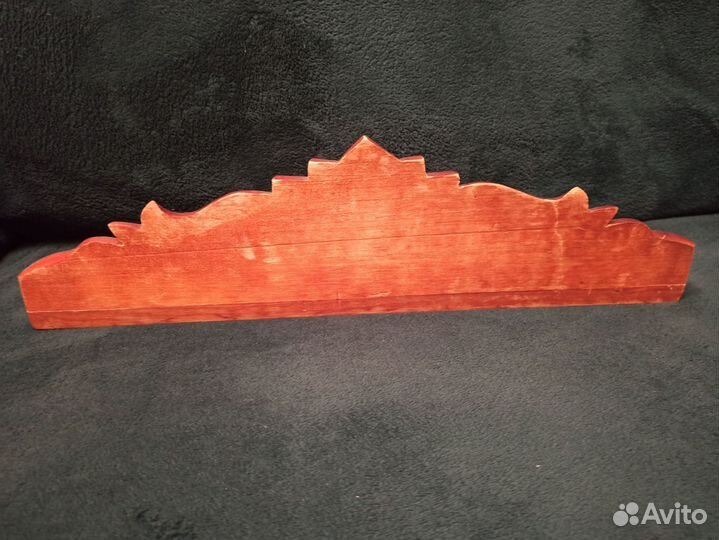 Деревянное резное навершие