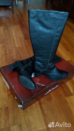 Сапоги женские