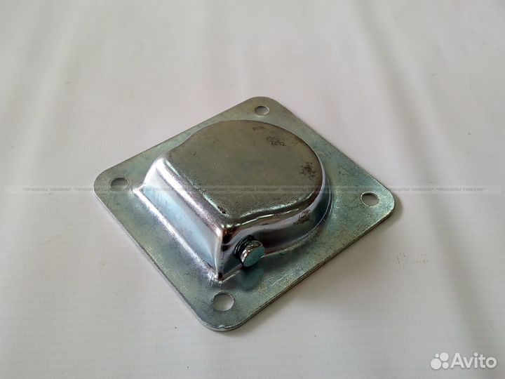 Петли для крепления груза внутренняя