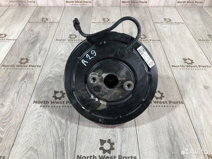 Усилитель тормозов вакуумный Renault Scenic 2