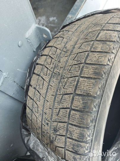 Bridgestone Blizzak Revo2 215/55 R17