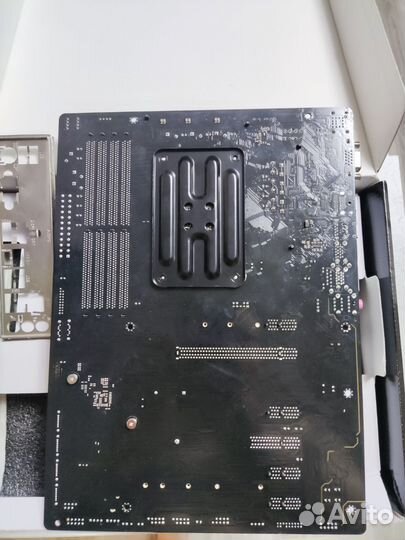 Материнская плата Asrock b450 pro4