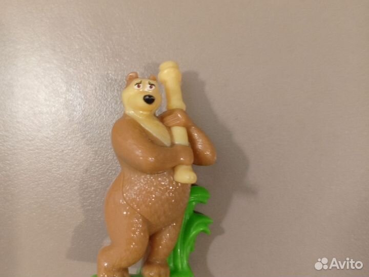 Подам коллекцию из киндера 