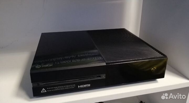 Игровая приставка X-box one 500гб