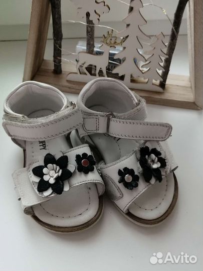 Босоножки для девочки