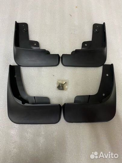 Комплект брызговиков ltdnbcx8