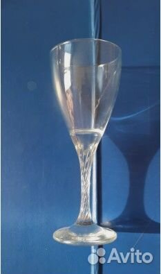 Фужер для вина