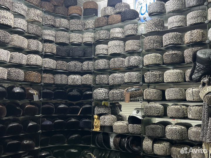 Каракулевые шапки