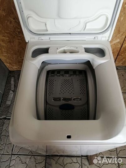 Стиральная машина с вертикальной загрузкой