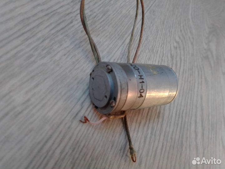 Электродвигатель коллекторный дпм-20-Н1-04