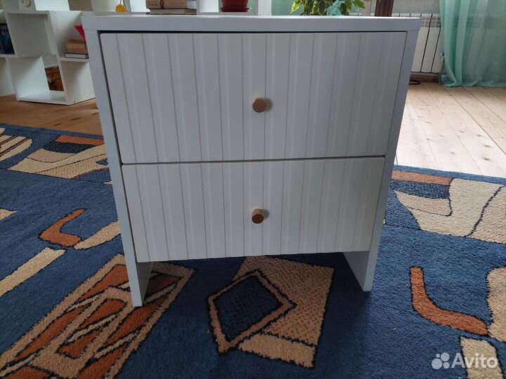 Тумба прикроватная белая новая