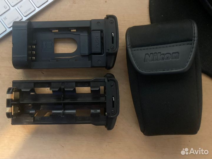 Батарейный блок/ручка nikon MB-D10