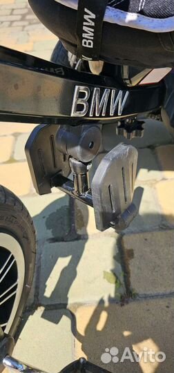 Трехколесный велосипед BMW
