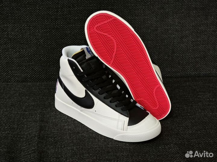 Кроссовки Nike Blazer