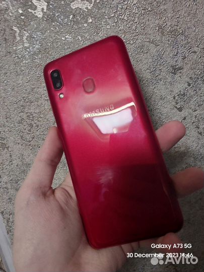 Samsung Galaxy A20, 3/32 ГБ