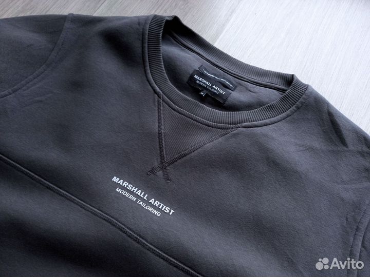 Свитшот Marshall Artist - L-XL