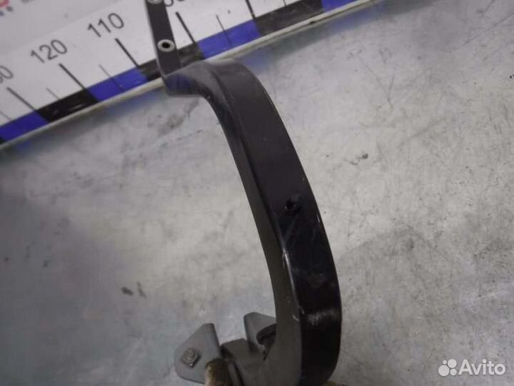 Петля крышки багажника задняя левая Datsun On-Do