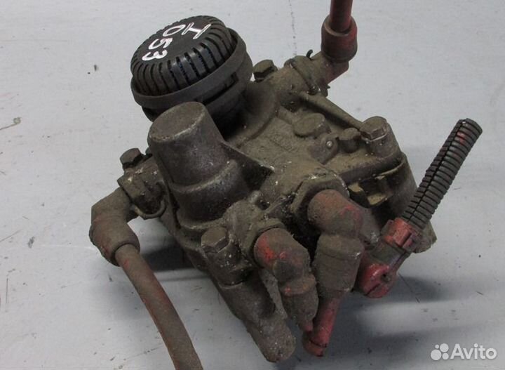 Кран ускорительный тормозной iveco EuroStar (01.93