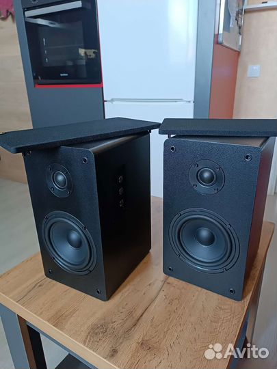 Колонки активные 2.0