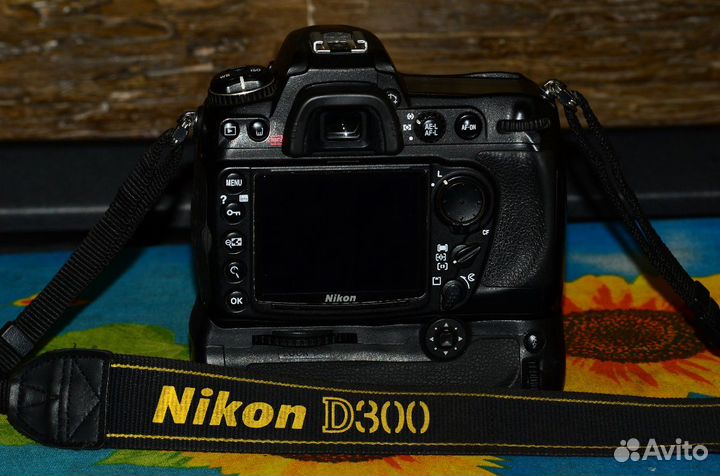 Nikon d300 тушка +допы