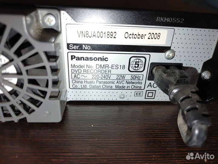 DVD-рекордер Panasonic DMR-ES18