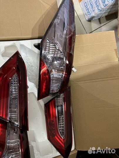 Фары на toyota Camry 70