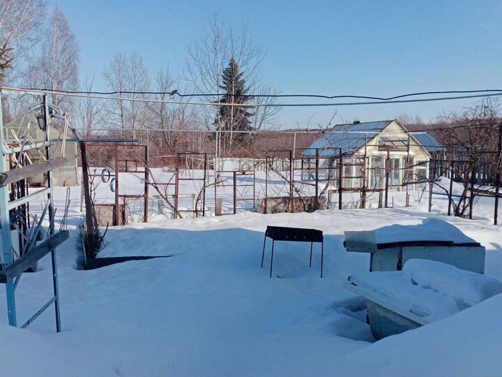 Дом 36 м² на участке 16 сот.