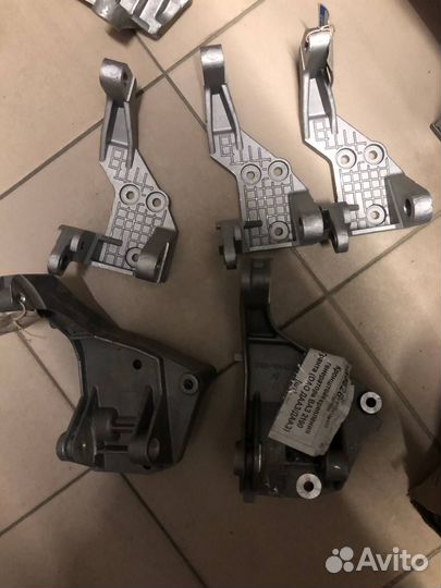 Кронштейн генератора ваз