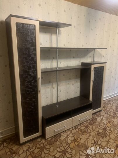 Стенка в гостиную под тв
