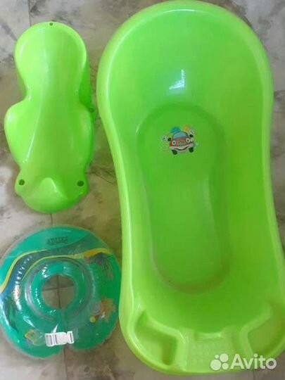 Ванночка для купания с горкой и кругом