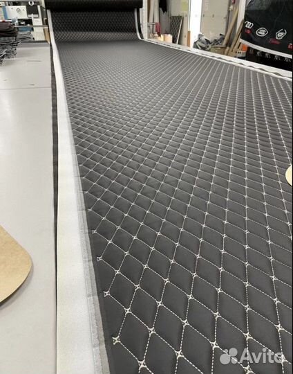 Экокожа стеганная для обтяжки автосалона и мебели