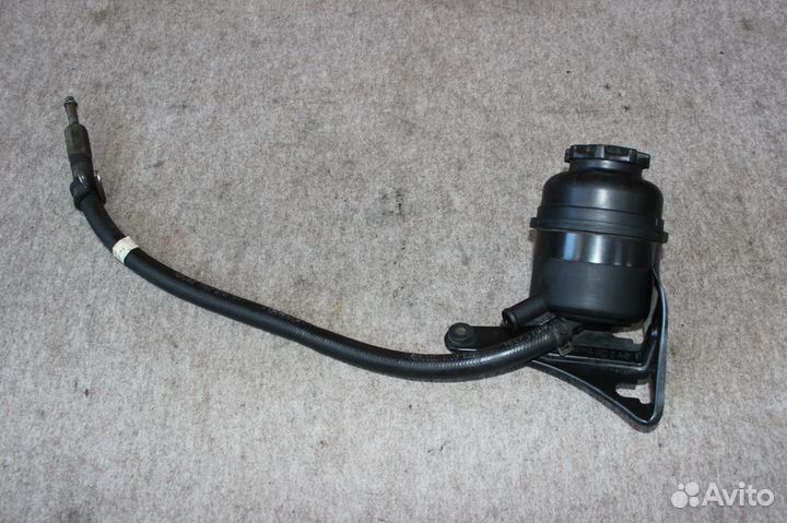 Бачок гур Jaguar XJ6 X300 95г