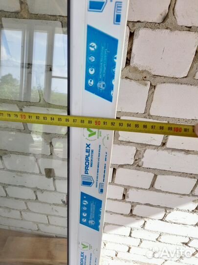 Окно пластиковое глухое и дверь входная бу