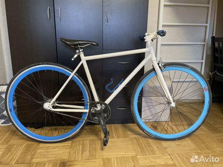 Шоссейный велосипед fixed gear / singlespeed