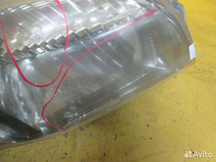 Фара правая Toyota Corolla fielder NZE141G