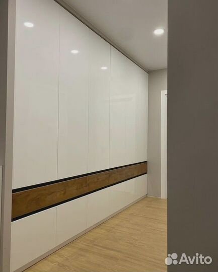 Шкаф распашной по индивидуальному проекту