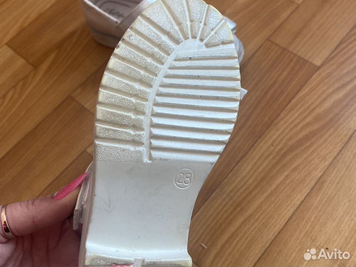 Туфли для девочки 28