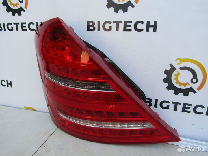 Фонарь задний левый Mercedes W221 A2218201364