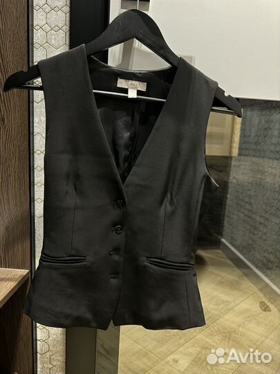 Жилетка hm 32 XXS