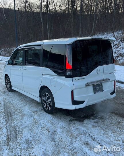 Honda Stepwgn Spada 1.5 CVT, 2017, 72 000 км