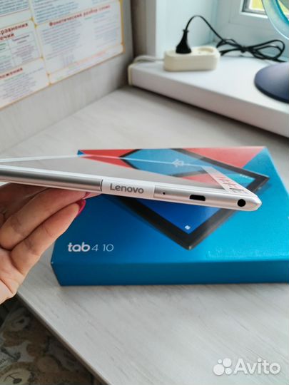 Планшет lenovo tab4 10
