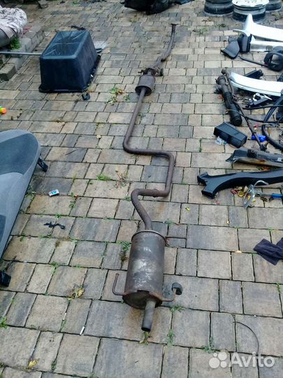 Выхлопная система Nissan March 1.0 K11