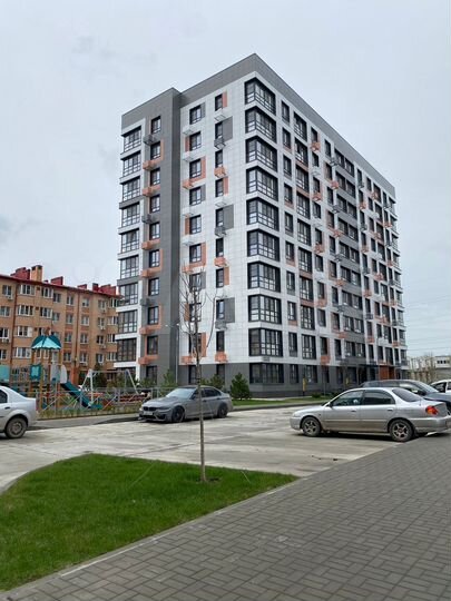 1-к. квартира, 40 м², 8/10 эт.